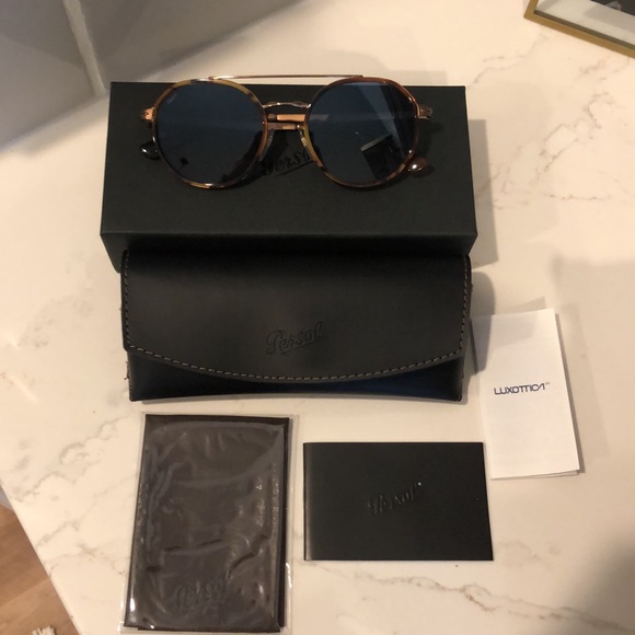Brand new Persol sunglasses (come with box) - Picture 4 of 6